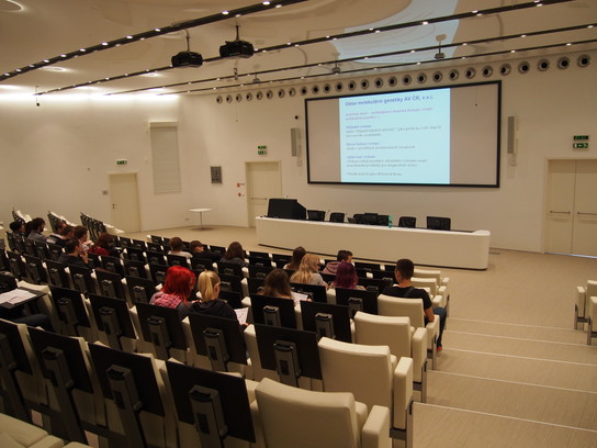AV 2014
